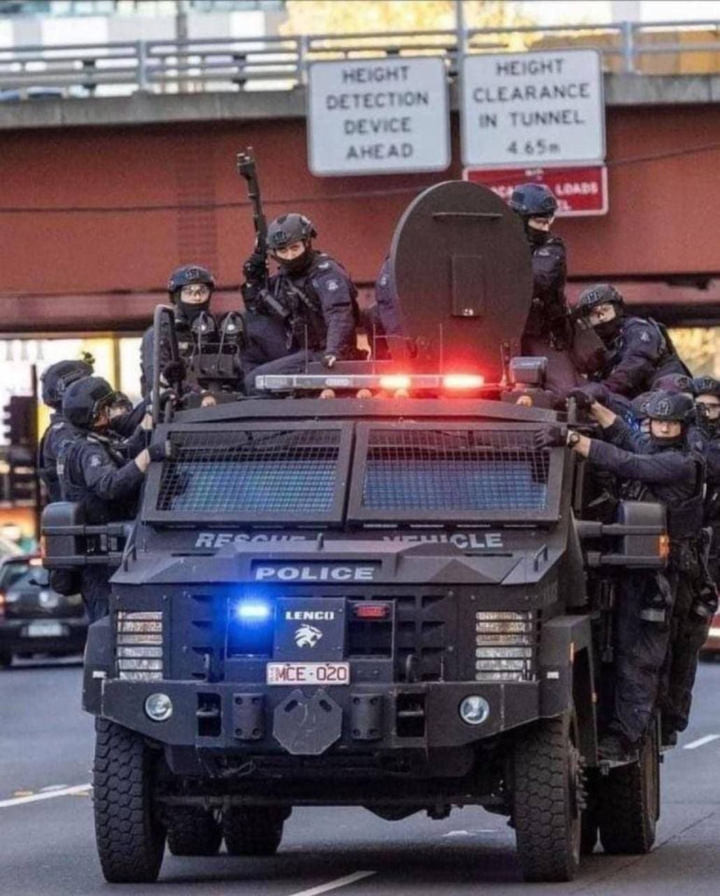 Photo 2021 09 23 22 22 56